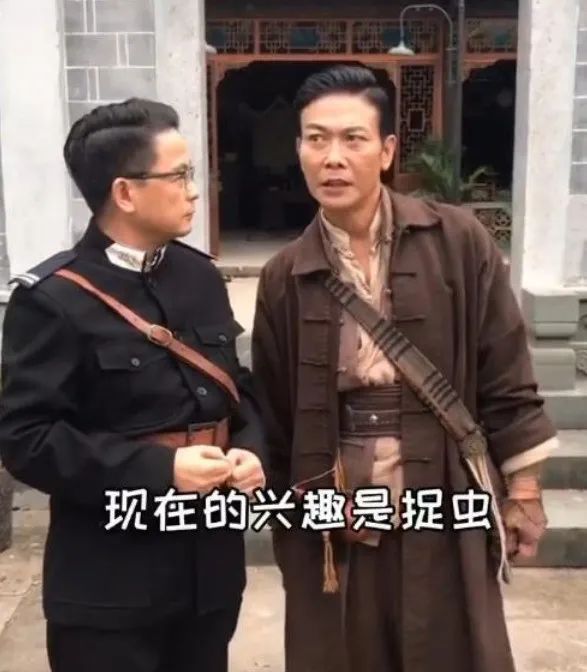 健身明星男发型图片_50岁健身的男明星_盘点那些健身明星