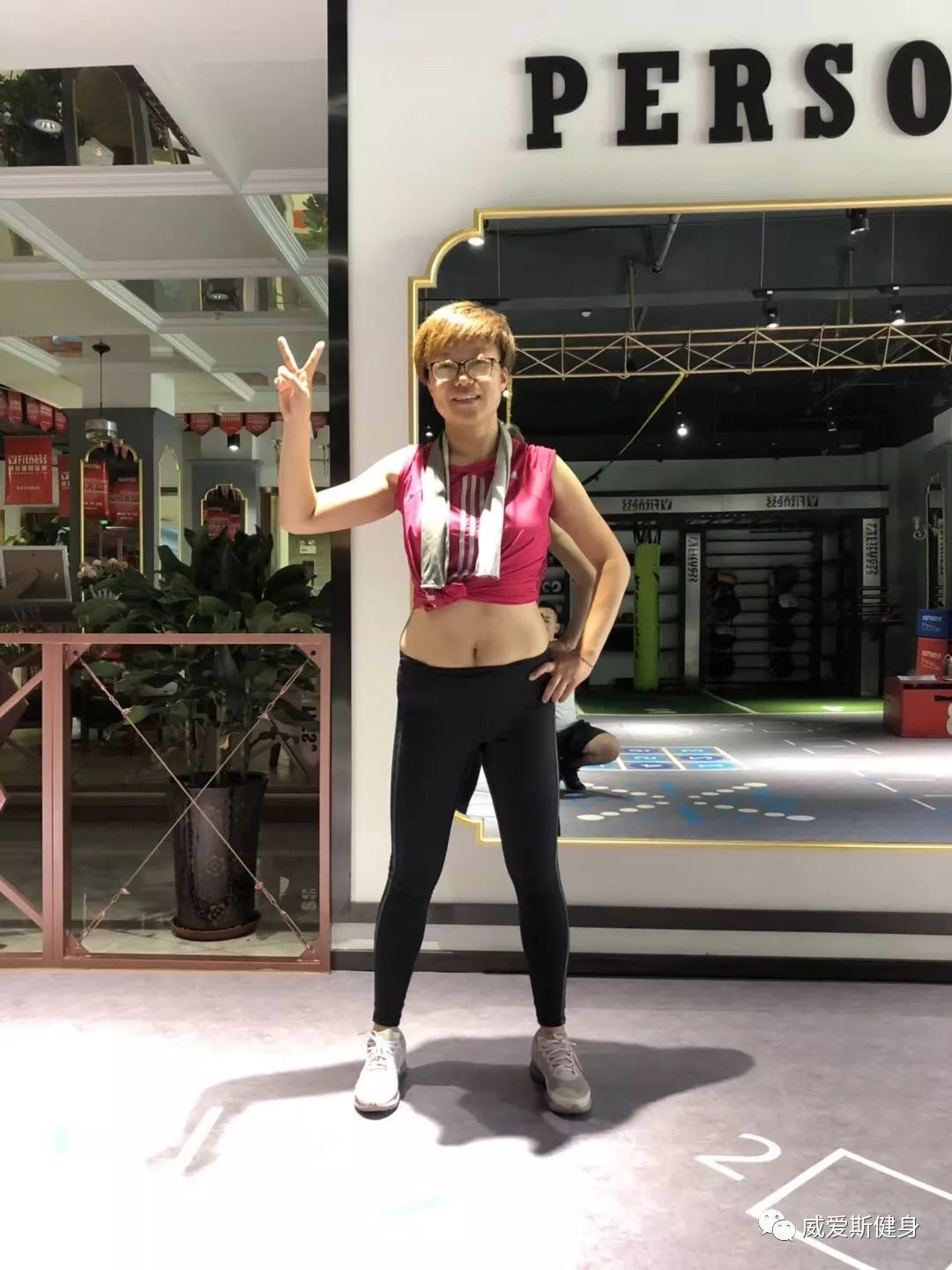 燃脂健身男明星_娱乐圈健身最好的男明星_健身明星男燃脂图片