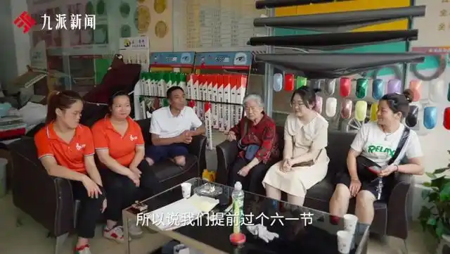 国外洗车牛人_老外洗车创业故事_老外洗车视频