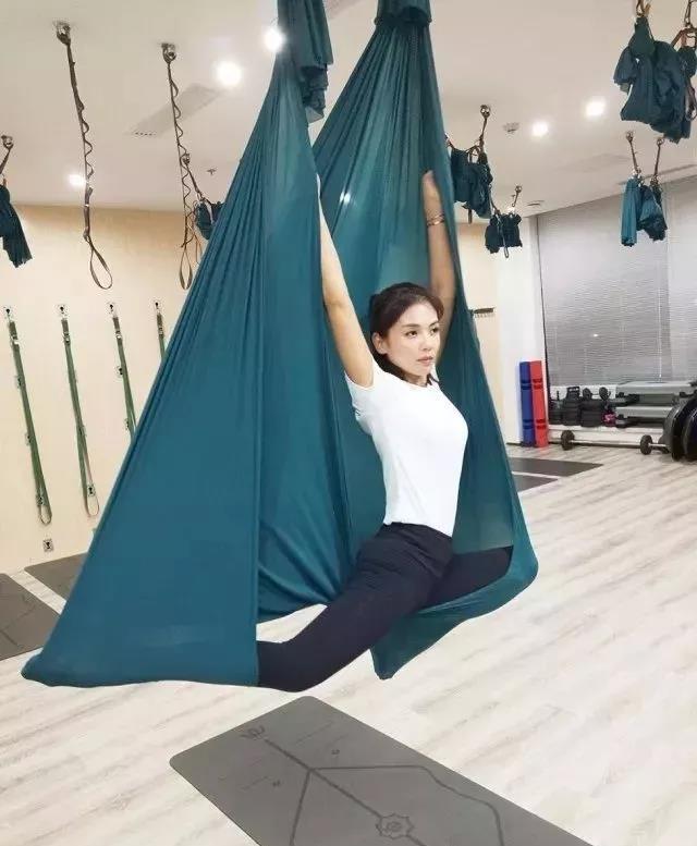 健身的明星女_女明星都会健身吗_娱乐圈健身女明星