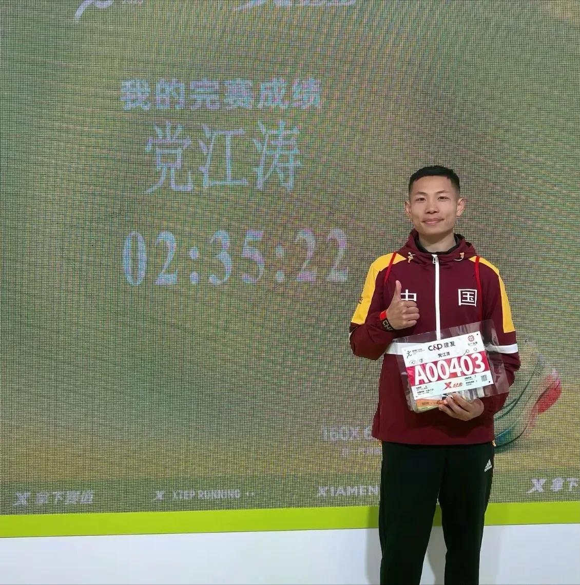 马拉松比赛运动员_马拉松 运动员_马拉松跑步运动员
