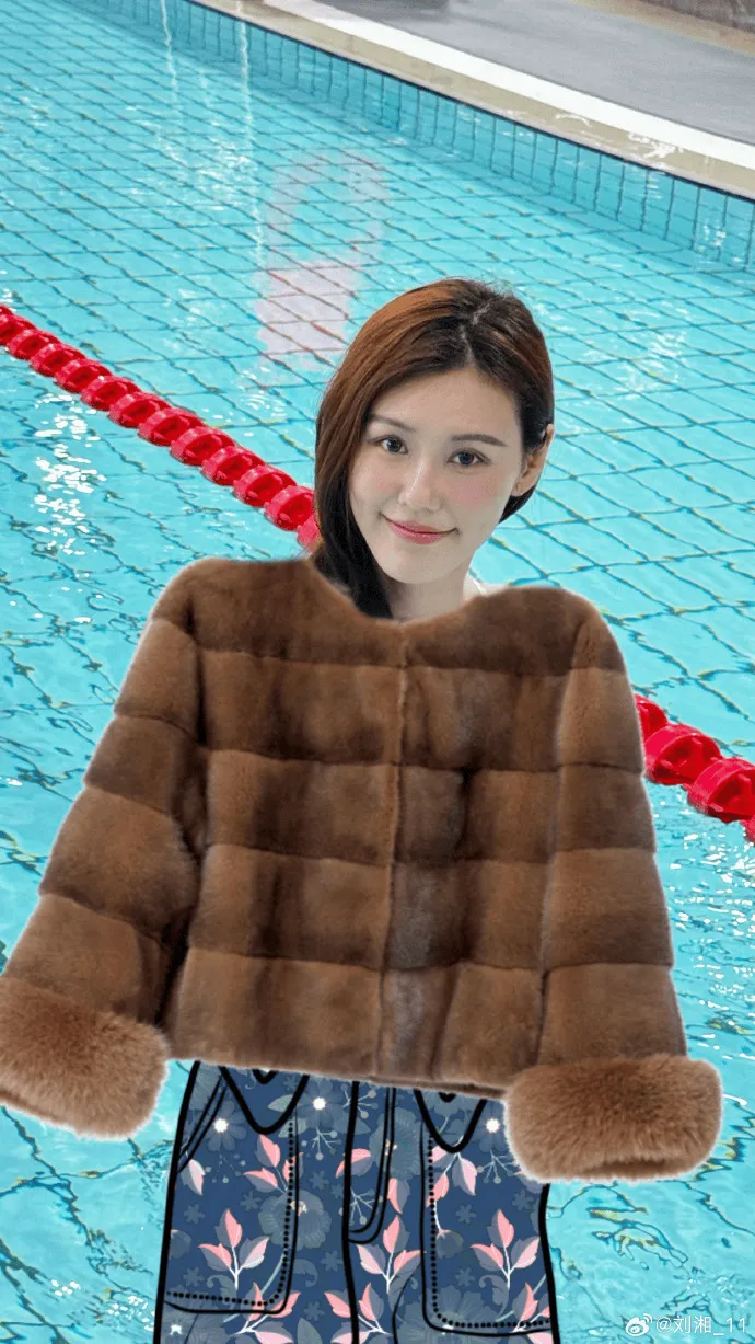 游泳冠军女子_世界游泳冠军男的还是女的_游泳冠军男女世界纪录