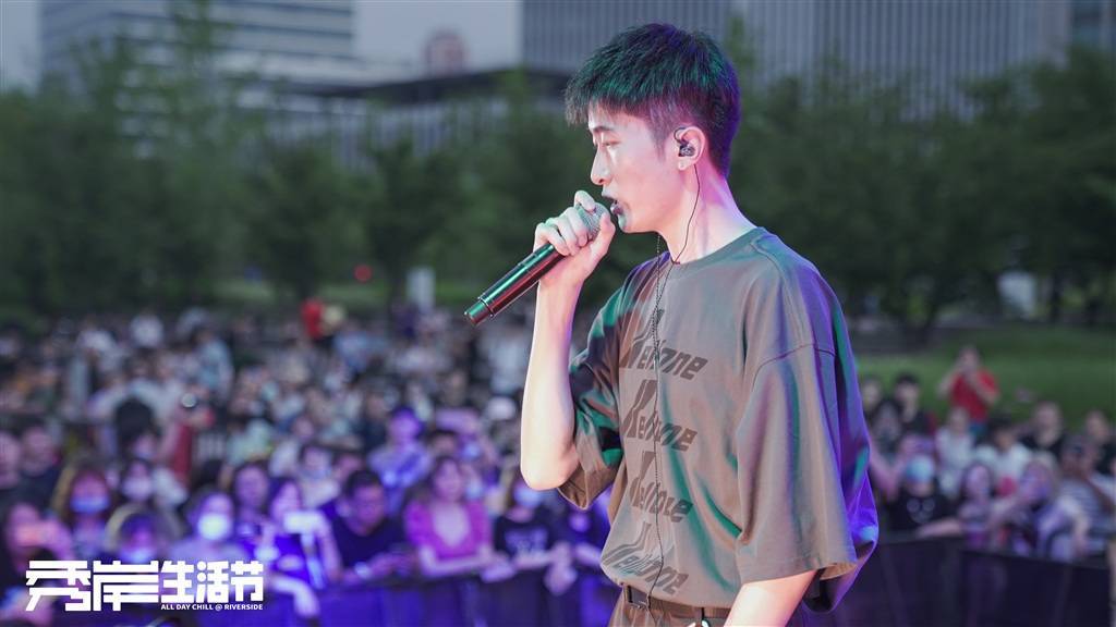 生活秀什么意思_秀生活方式_秀生活的句子说说心情